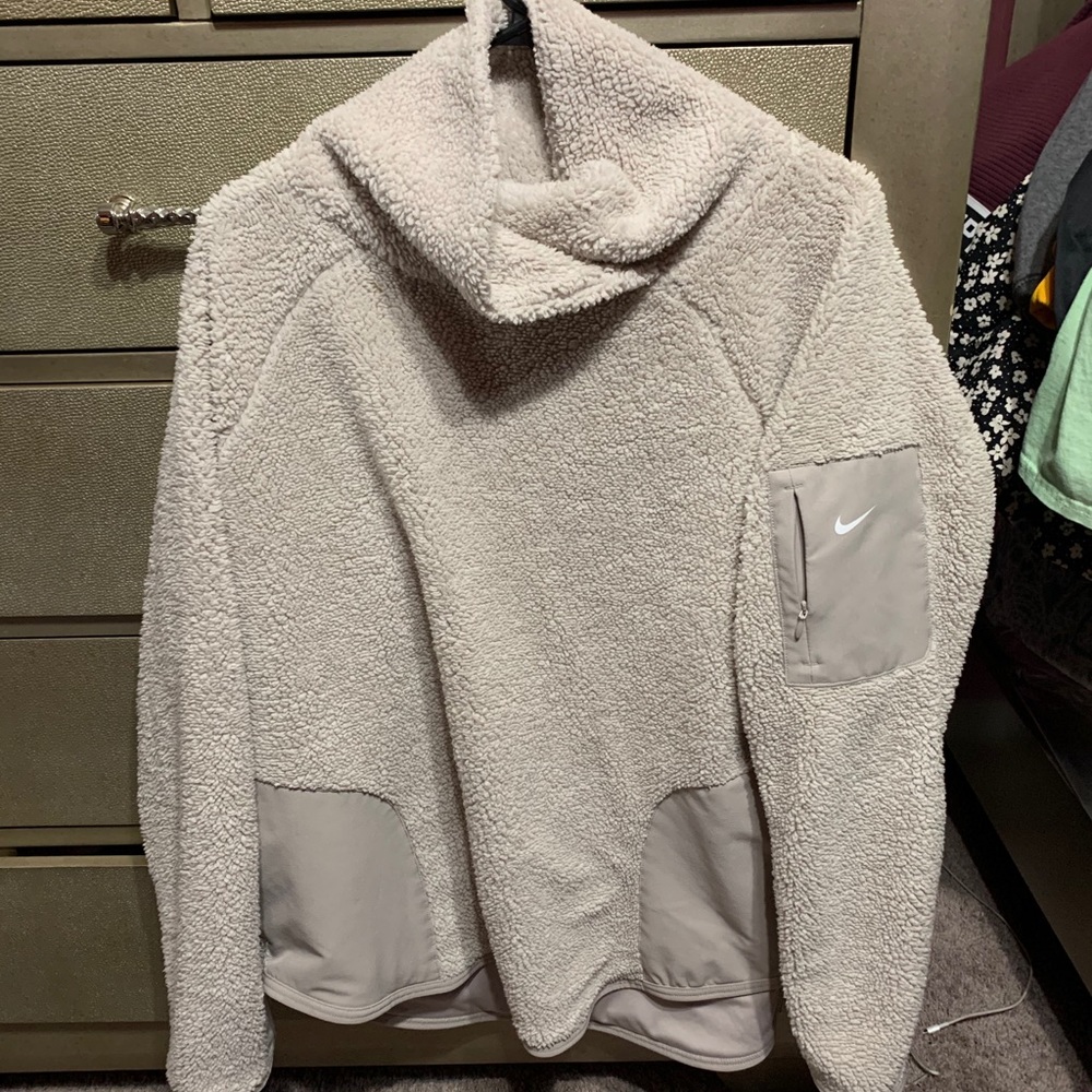 Sherpa Adidas sweater